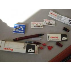 Rotring Variant houder met 4 verschillende micronorm pennen.