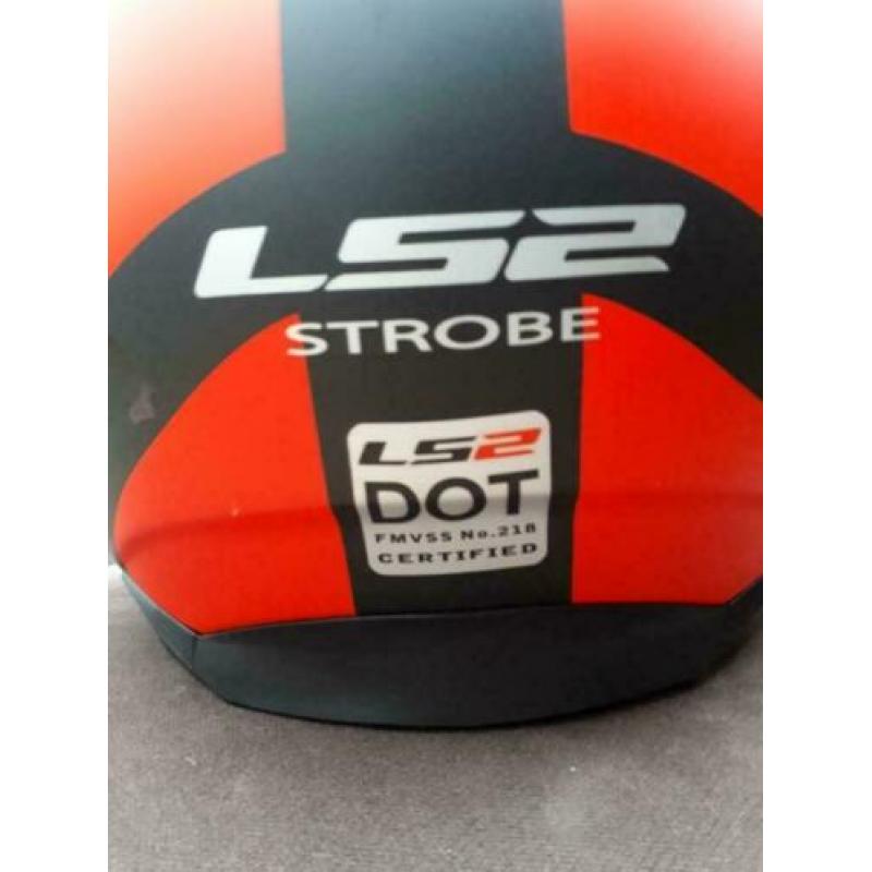 LS2 Systeemhelm