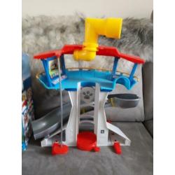 Set Paw Patrol Uitkijktoren Licht Geluid Chase wagen + pup