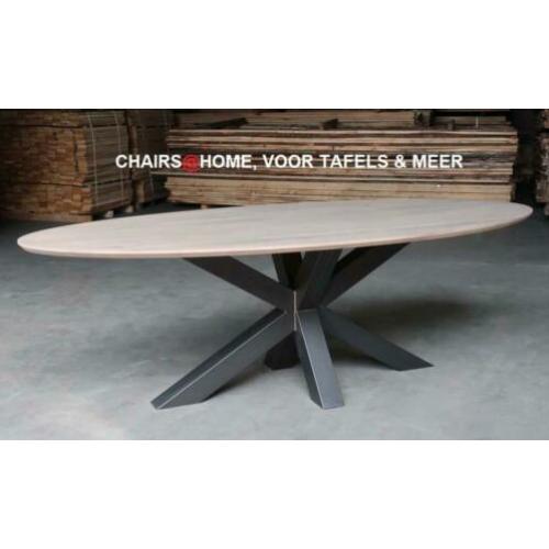 Voor Tafels & meer zit u bij Chairs@Home altijd goed.