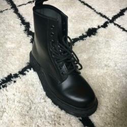 Dr Martens 39
