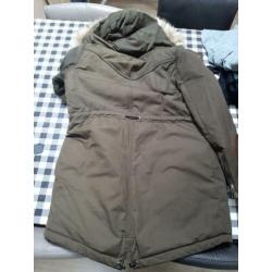 Zara jas L