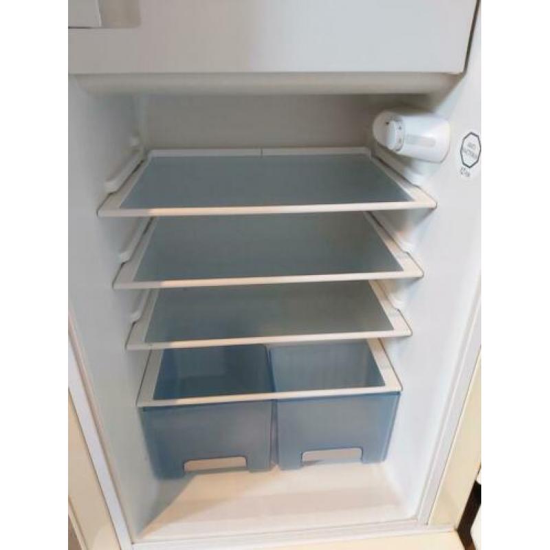 Retro koelkast Bosch creme wit