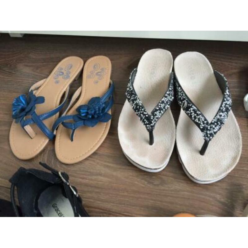 Partij slippers/sandaaltjes (5 paar) maat 38