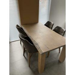 Massief eiken tafel met waankant 175 x 95 cm