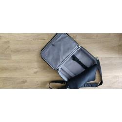 Sitecom laptoptas schoudertas laptop veel vakken