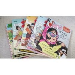 Stapel stripboeken Donald Duck, Suske en Wiske etc.