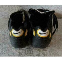 Nike tiempo zwarte voetbal schoenen maat 44