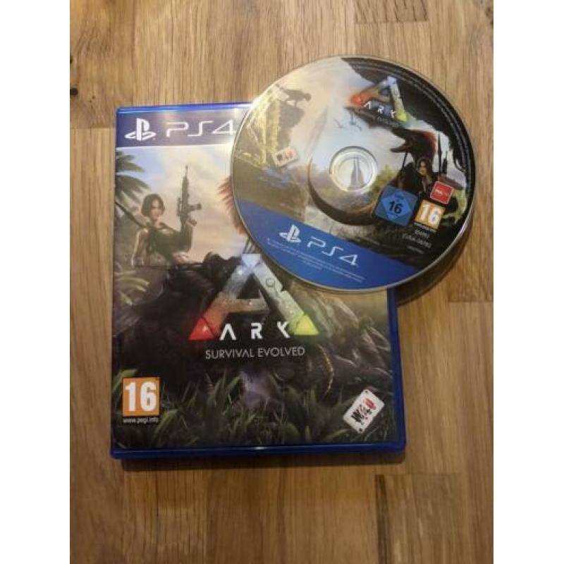 Te koop 2 ps4 spellen