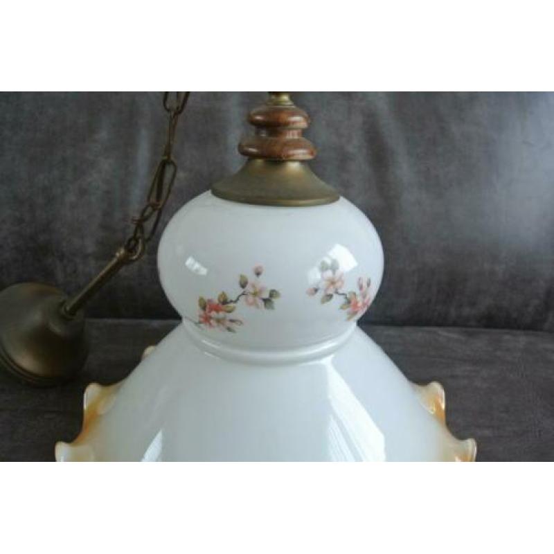 Brocante hanglamp opaal glas Vintage hanglamp