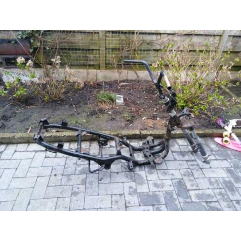 yamaha aerox frame ZONDER WOK