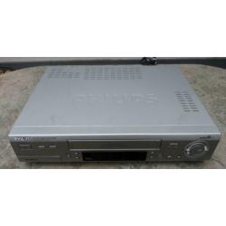 Philips SVHS en Sony Betamax ZELF DIGITALISEREN OVERZETTEN
