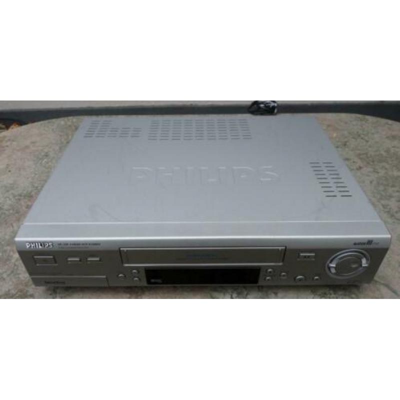 Philips SVHS en Sony Betamax ZELF DIGITALISEREN OVERZETTEN