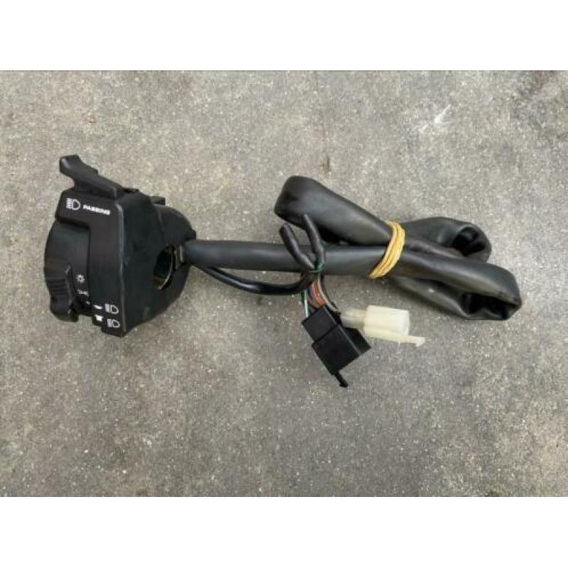 Stuurschakelaar links Honda XL1000V 1999-2002 (35020MBT610)