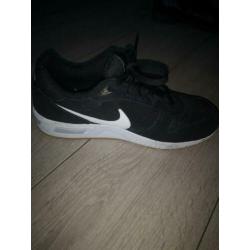 Nike runner MD zwart wit, Mt 42