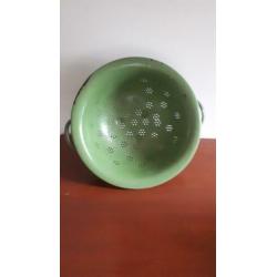 Retro Emaille vergiet (groen) van begin 1950