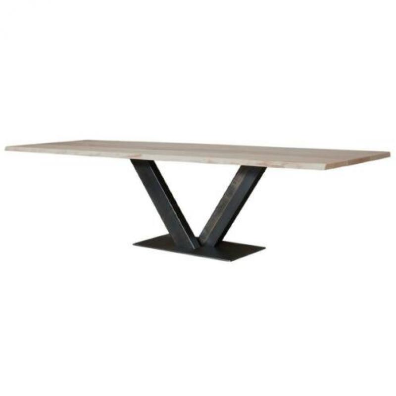 Voor Tafels & meer zit u bij Chairs@Home altijd goed.