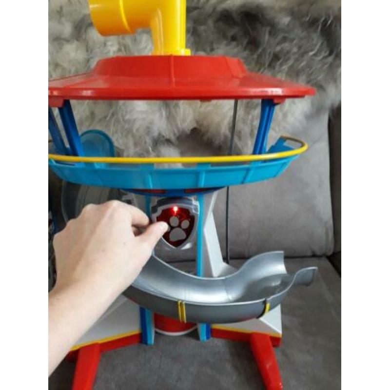 Set Paw Patrol Uitkijktoren Licht Geluid Chase wagen + pup