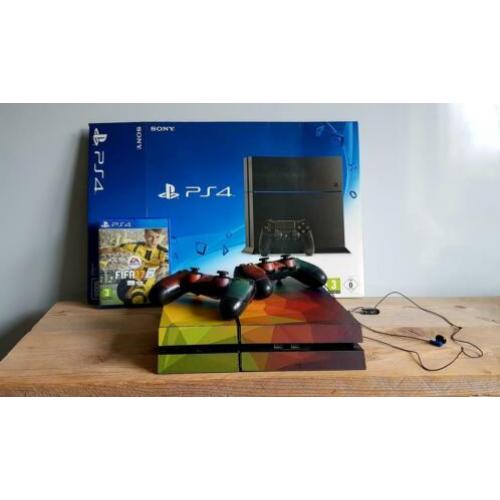 Playstation 4 500GB | 2 Controllers | 6 Games