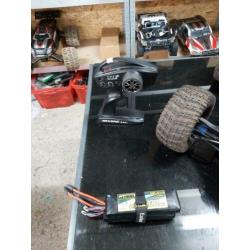 Dikke traxxas e revo met set 3s lipos en tqi zender
