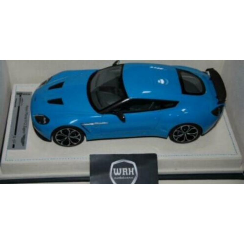 1:18