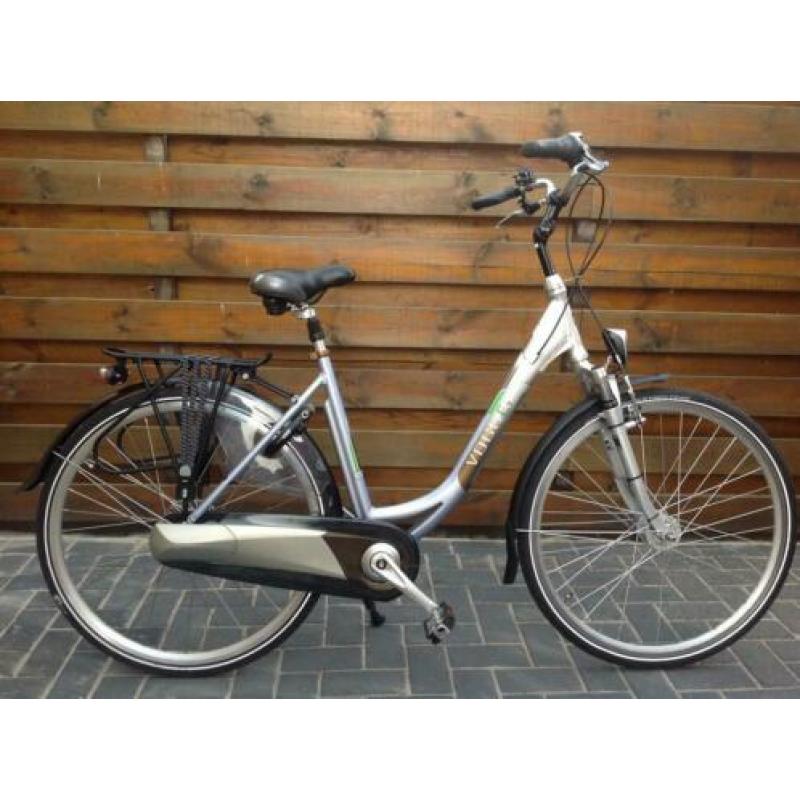 Vogue damesfiets. Framehoogte : 52 cm.