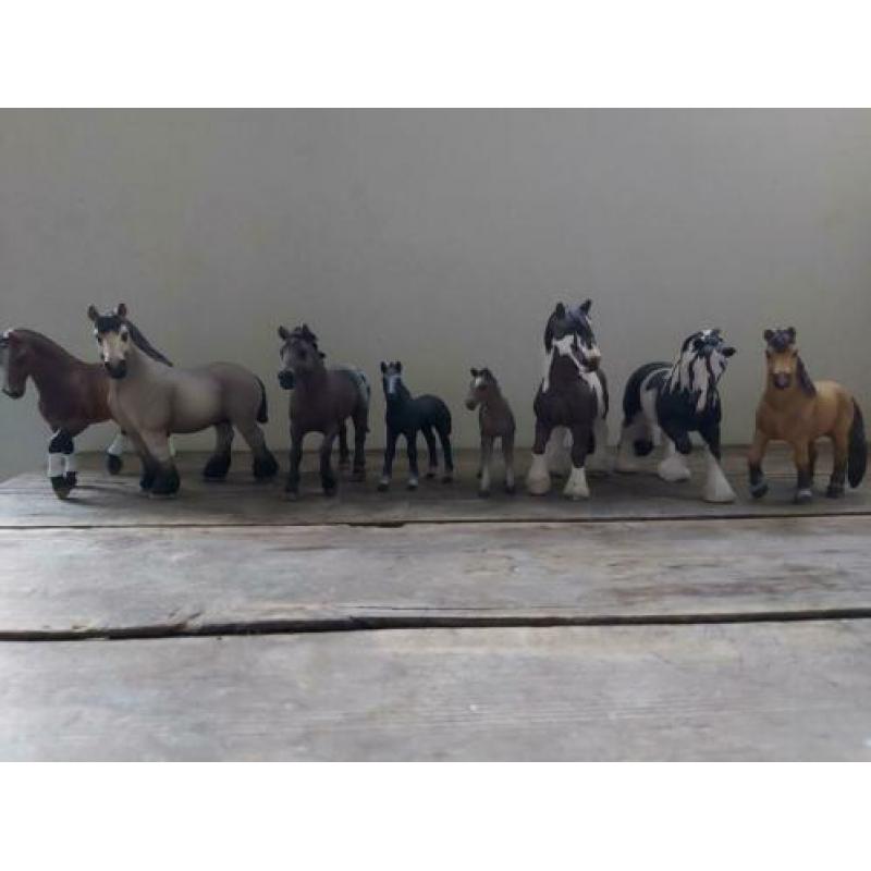 Schleich paarden 8 stuks