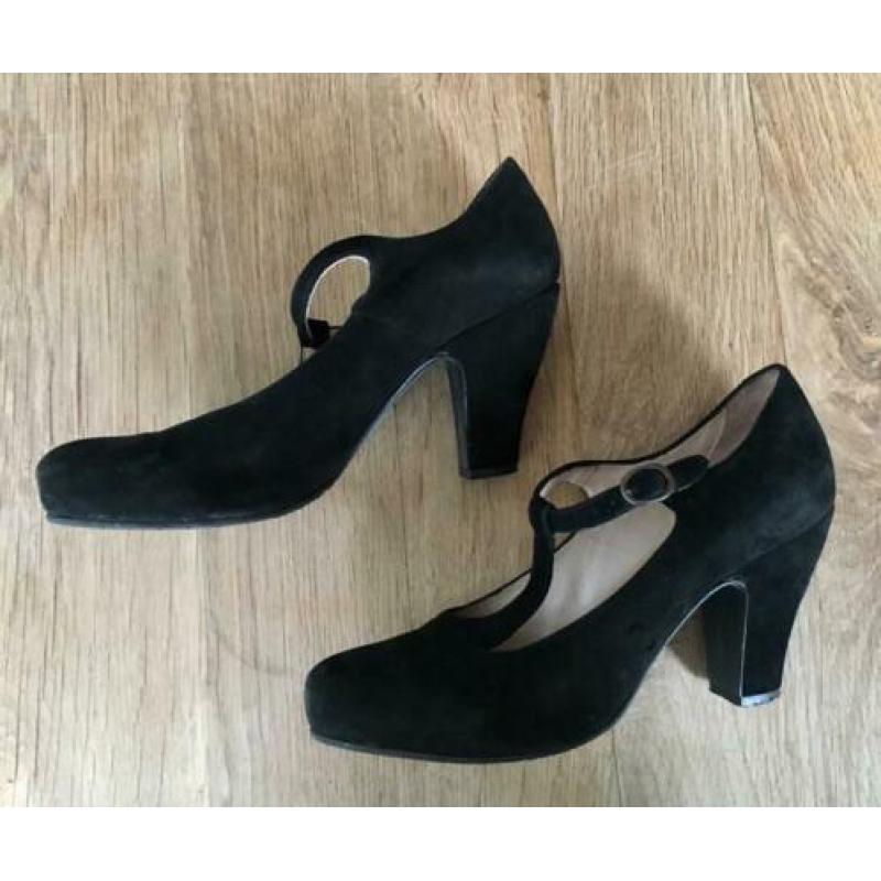 Zwarte suède pumps met bandjes, Gianna Firenze, maat 41