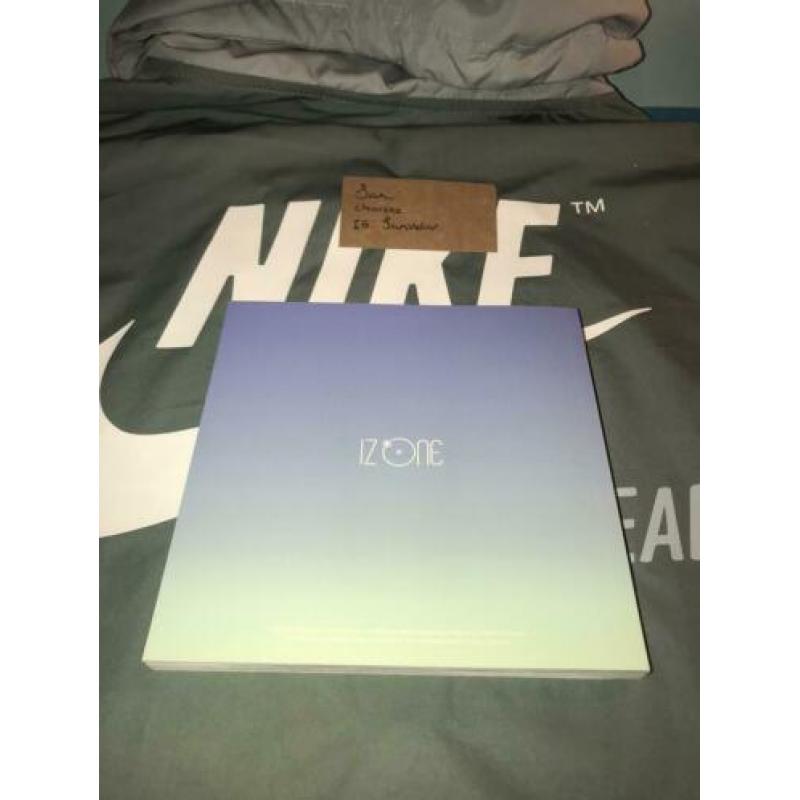 Iz*one HEART*IZ album, hitomi cover +pc