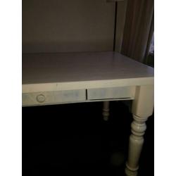 Massief houten brocante eettafel 180 x 90