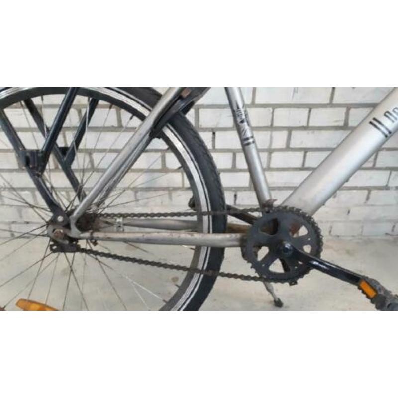 Jongens Fiets 24 inch Grijs.