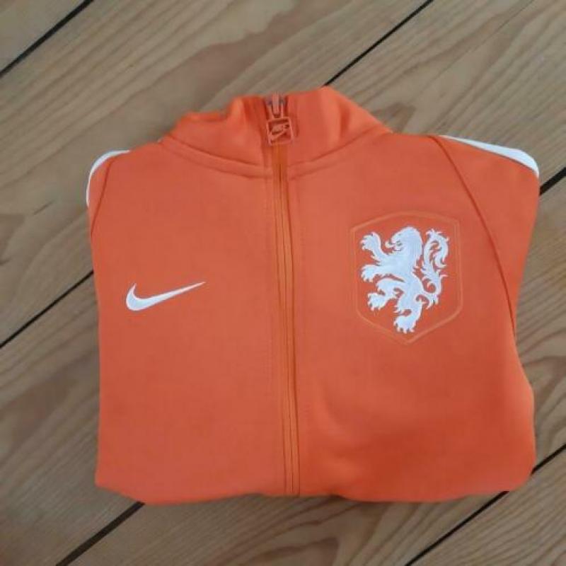 Nederlands elftal nike trainingsjack, maat 128-137 S. Zgan