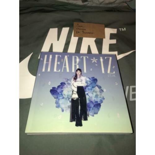 Iz*one HEART*IZ album, hitomi cover +pc