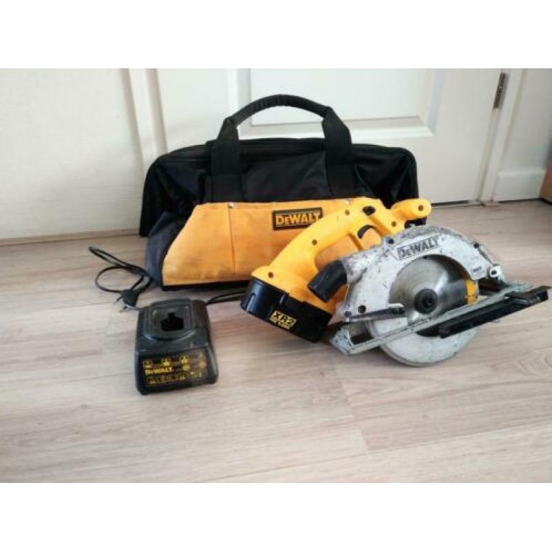 Dewalt cirkelzaag 18 volt in tas