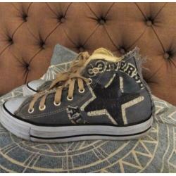 Supergave sneakers van Converse All Star vintage model mt 39