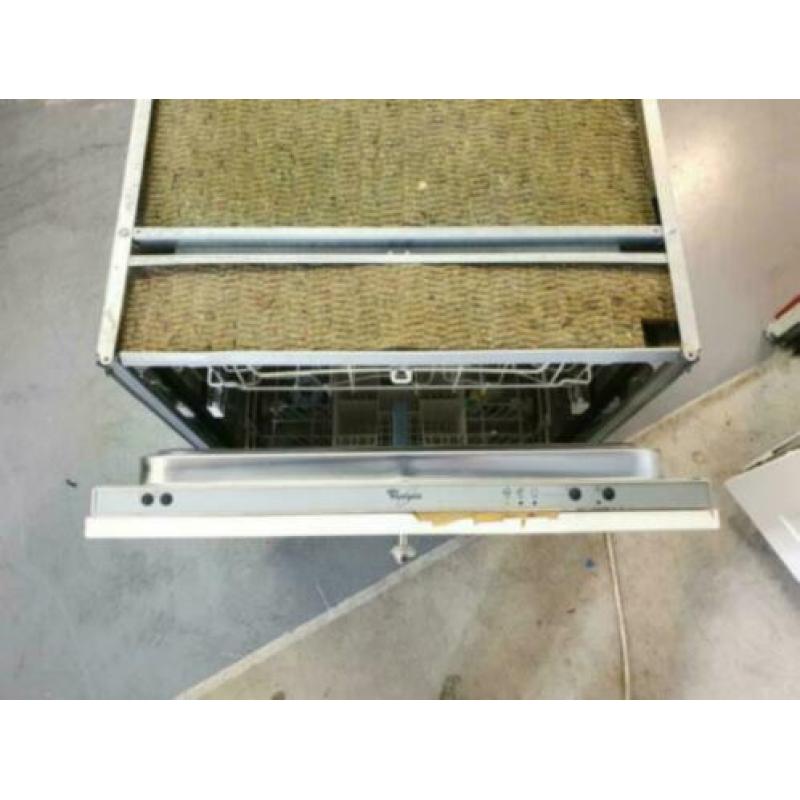 WHIRLPOOL Nette Volledig Inbouw Vaatwasser !! 95 EURO !!