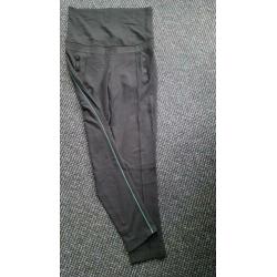 Pakket zwangerschapkleding maat 42-44