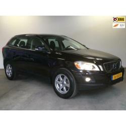 Volvo XC60 2.4 D5 AWD Momentum Leer / Clima / LMV / Cruise /