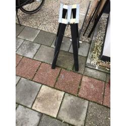 2 tafelpoten hout zwart