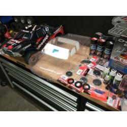 2x traxxas Slash met heeeeel veel onderdelen
