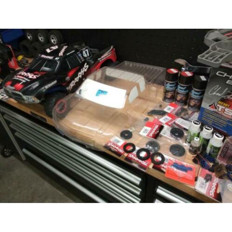 2x traxxas Slash met heeeeel veel onderdelen