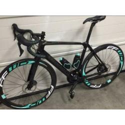 Bianchi racefiets wielen FFWD F4D schijfrem nw €2.199,- !