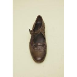 Footnotes mary jane pump bruin maat 42