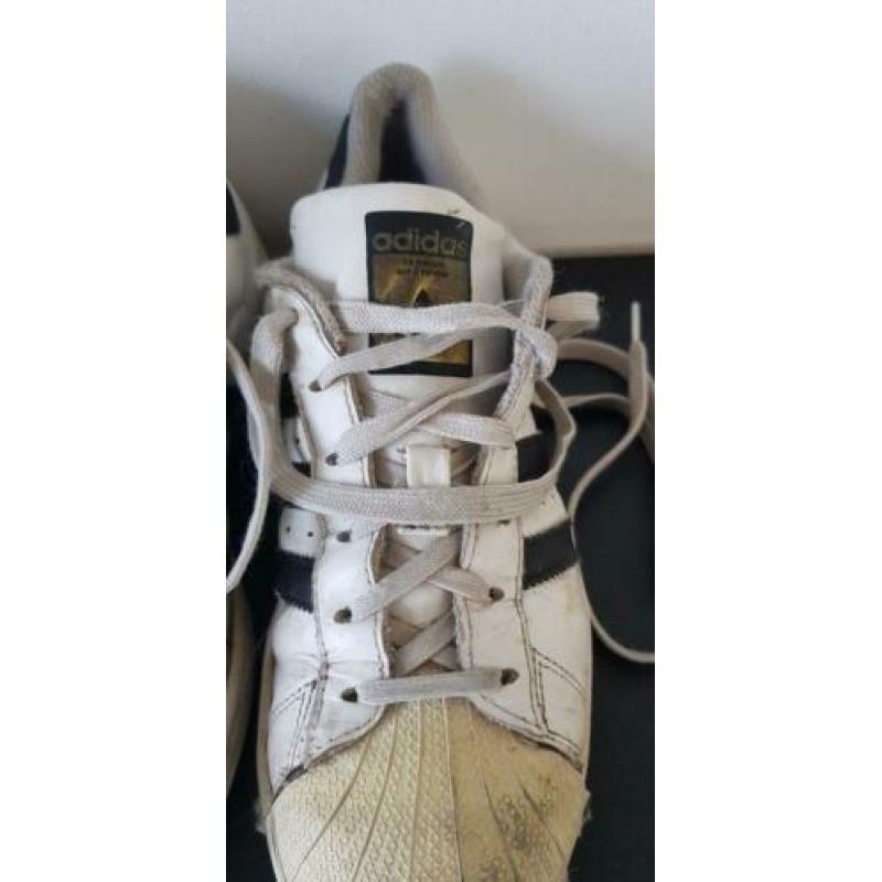 Afgedragen Adidas Superstar maat 38