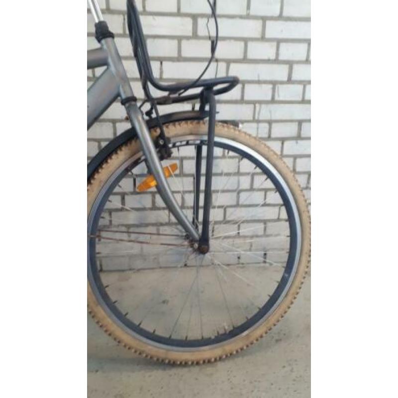 Jongens Fiets 24 inch Grijs.