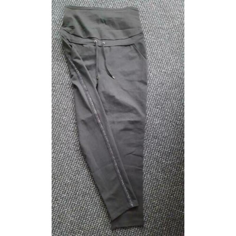 Pakket zwangerschapkleding maat 42-44