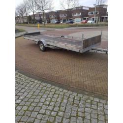Mooie zgan aanhangwagen