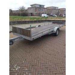 Mooie zgan aanhangwagen