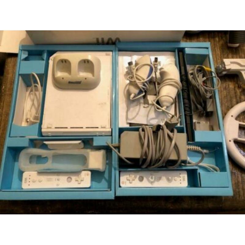 zeer komplete Wii set met veel extra's