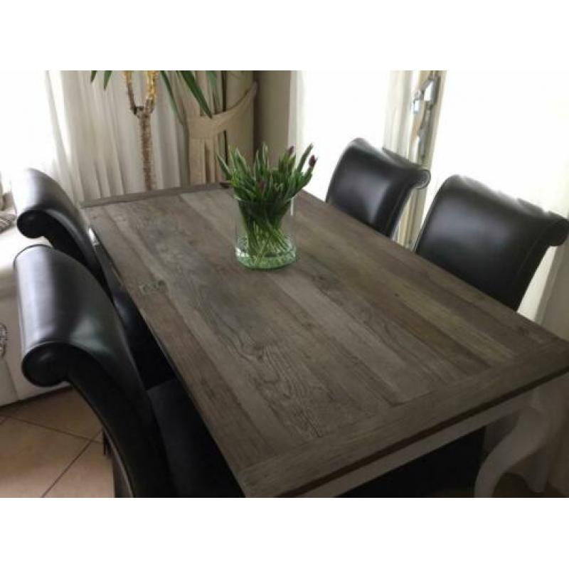 Rivièra Maison eettafel met stoelen
